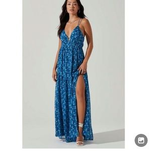 ASTR Ryliana Floral Tiered Maxi Dress